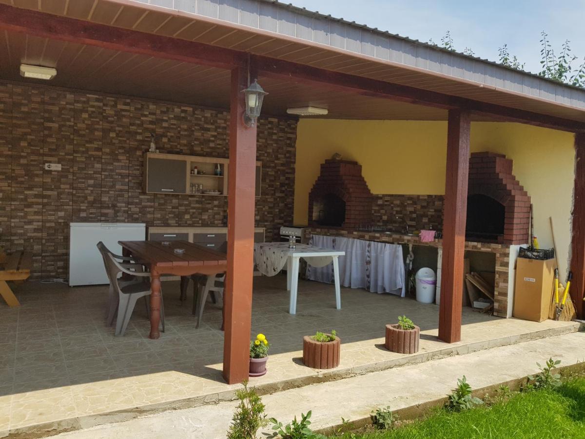 Hotel Cazare Balliu Corbu  Exterior foto